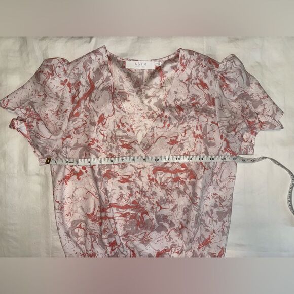 Astr Pink Flutter Sleeve Blouse with Notched Collar Size Small Womens - Picture 9 of 14